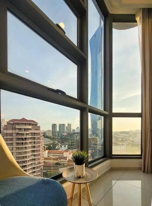 Апартаменты The Robertson @ 118 Tower Super View Куала-Лумпур 0*,